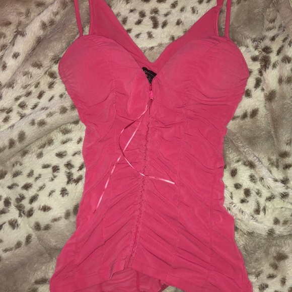 Super cute preloved pink tank top - Picture 1 of 4